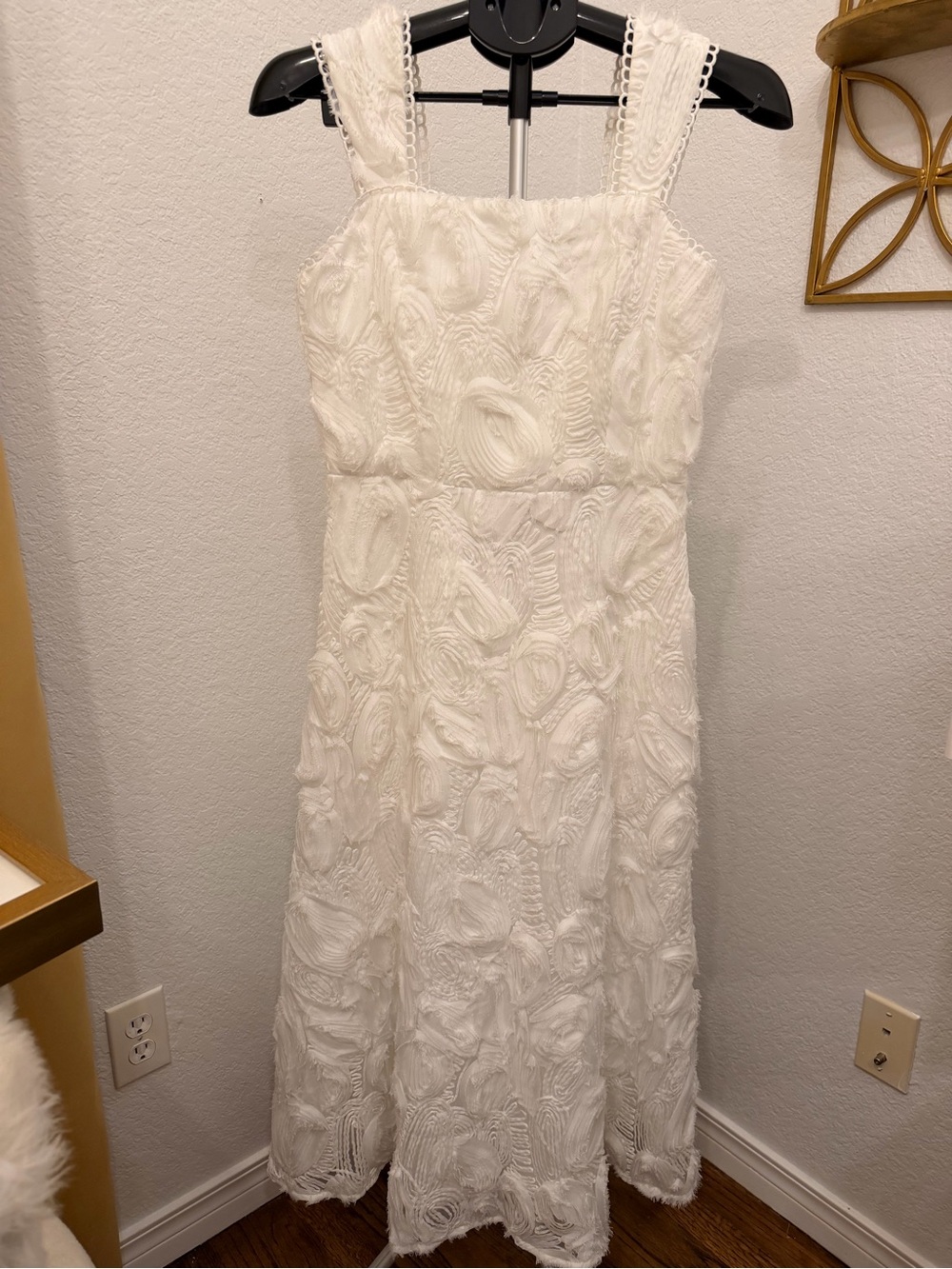 NWT Just Me (Boutique) Textured White Sleeveless Midi Dress ~ Size Small